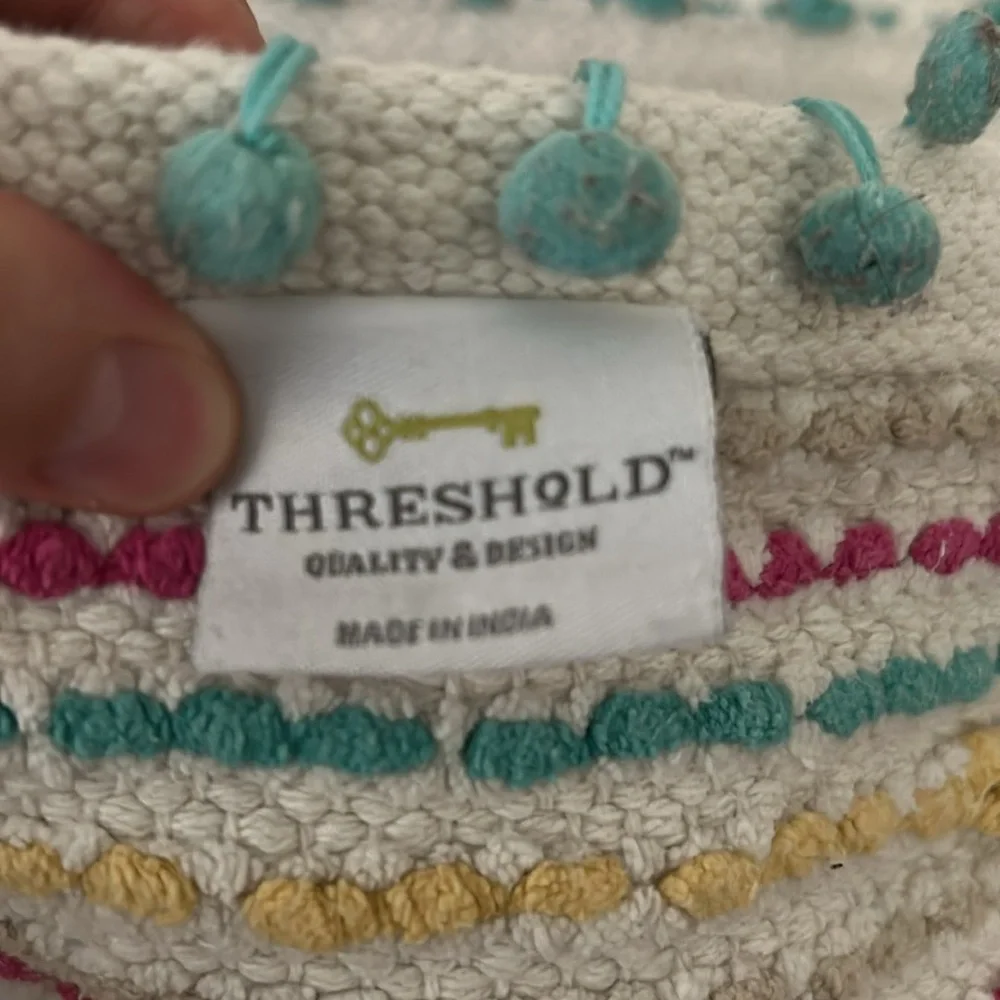 Threshold Multicolor area rug approx 2x3